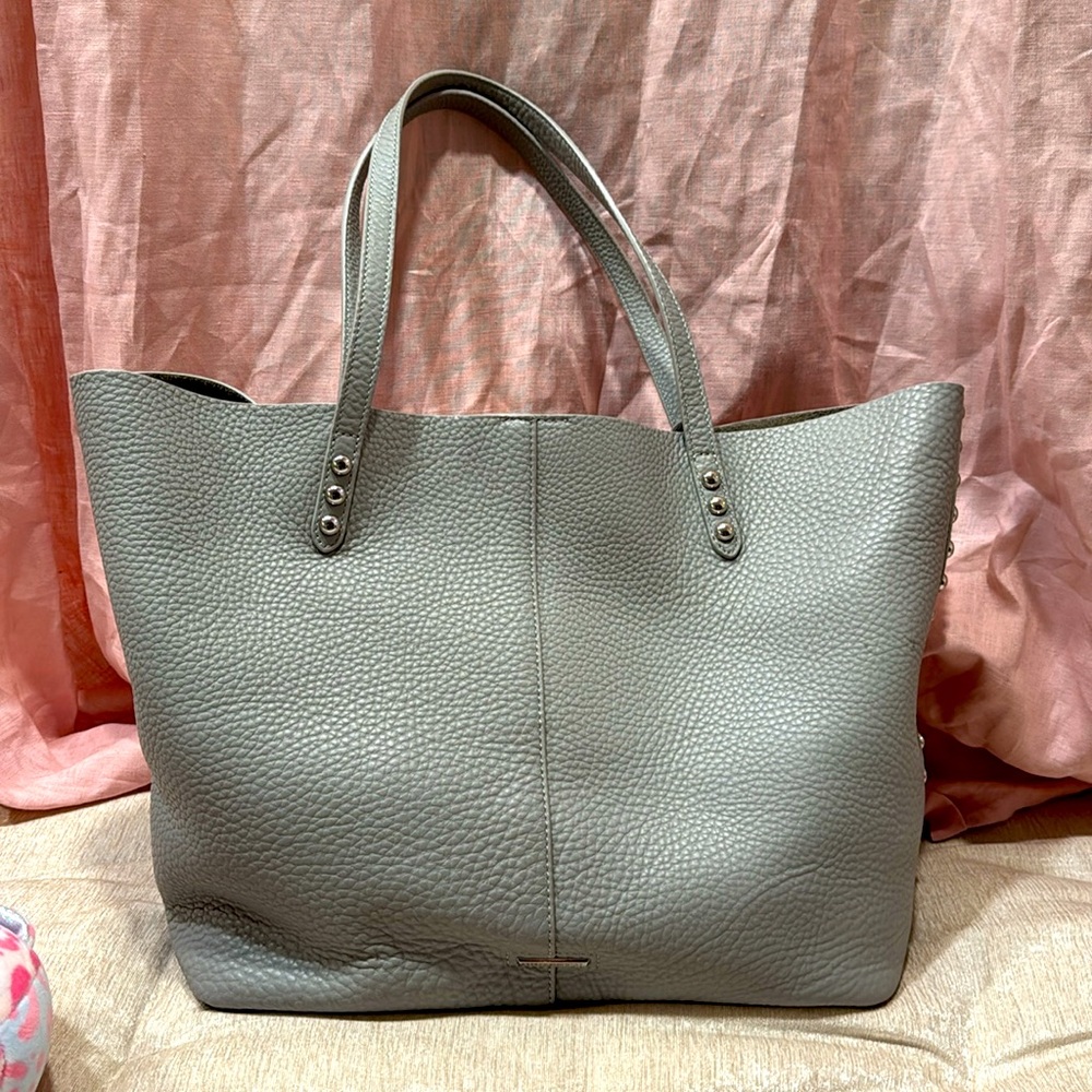 Beautiful Rebecca Minkoff Medium Unlined
Tote- Leather!  Retail $298